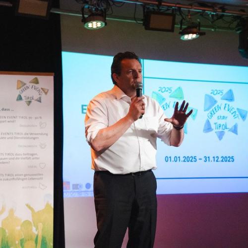 LR Rene Zumtobel bei der Ansprache